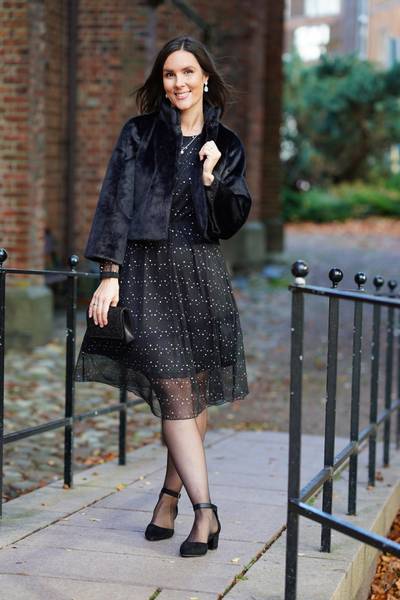 Hovedbilde SHORT JACKET FAKE FUR - BLACK