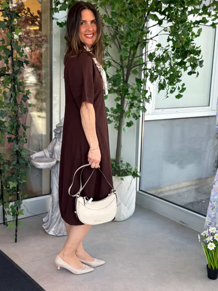 Hovedbilde LAVA KJOLE V-HALS - BRUN