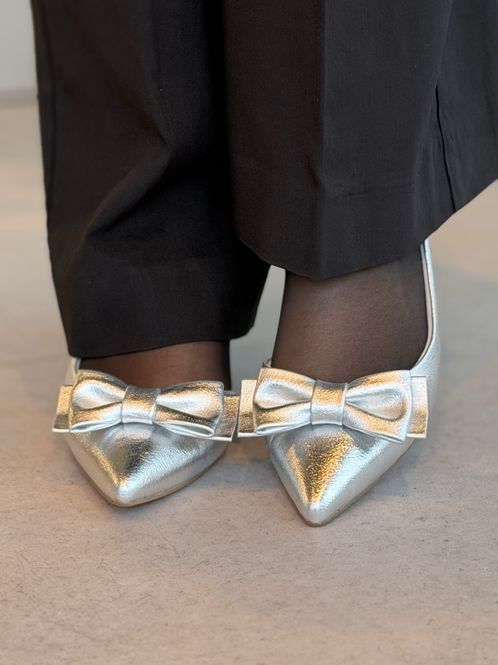 Hovedbilde PUMPS M/SLINGBACK & BOW - SØLV