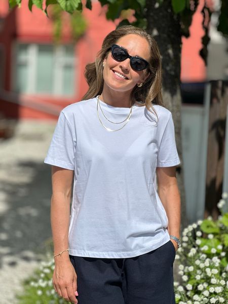Hovedbilde NORA T-SHIRT - HVIT