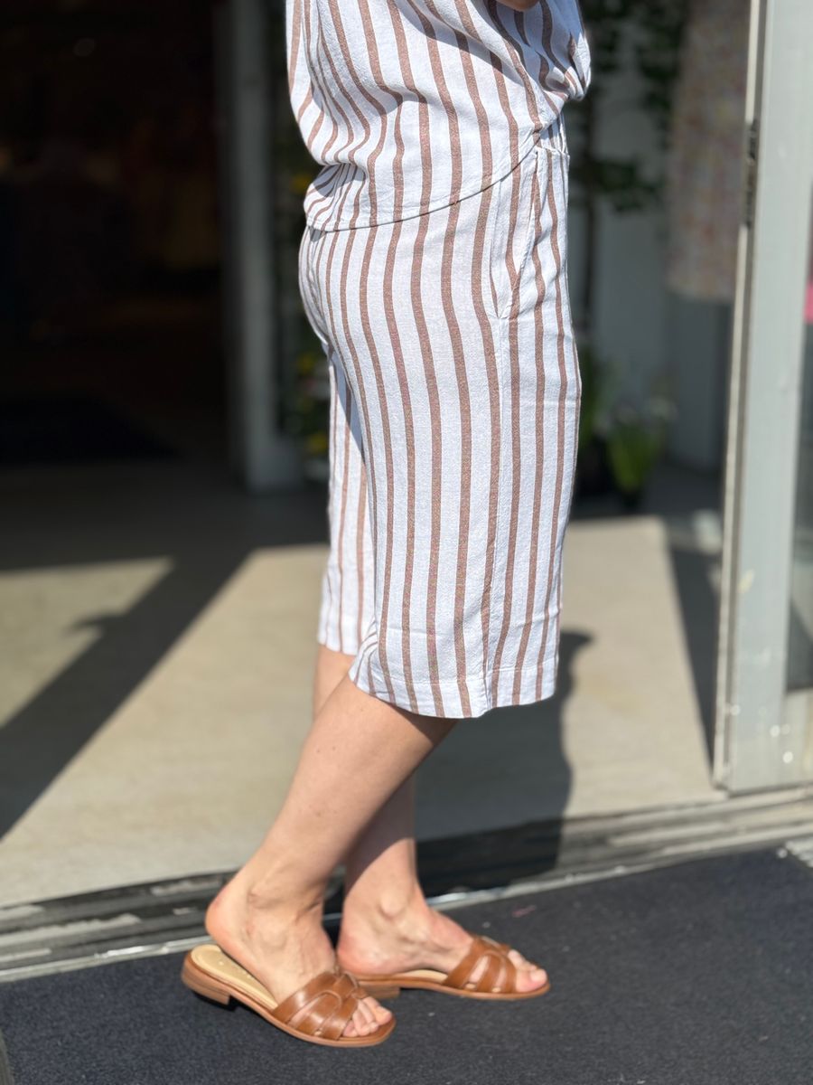 LAVISCO LIN/VISCOSE SHORTS - HVIT / DUSTY COGNAC