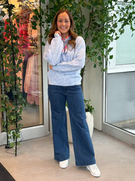 Hovedbilde EVALIN PULLOVER - LYS BLÅ MELERT