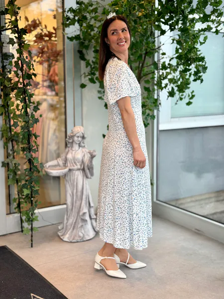 Hovedbilde ALBA MAXI KJOLE FLOWER - LYSBLÅ