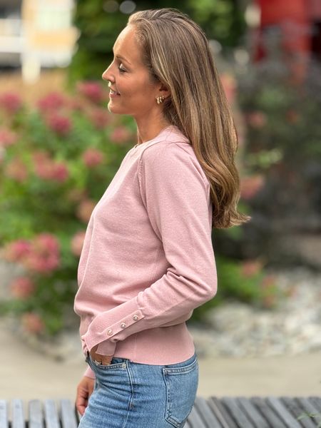 Hovedbilde KATIE GENSER M/PERLEKNAPPER -  GAMMEL ROSA