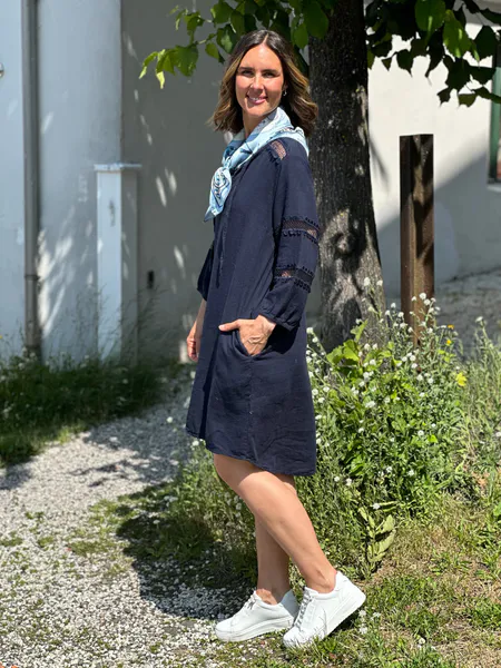 Hovedbilde LALUNA LIN/VISCOSE KJOLE M/EMBRO - NAVY