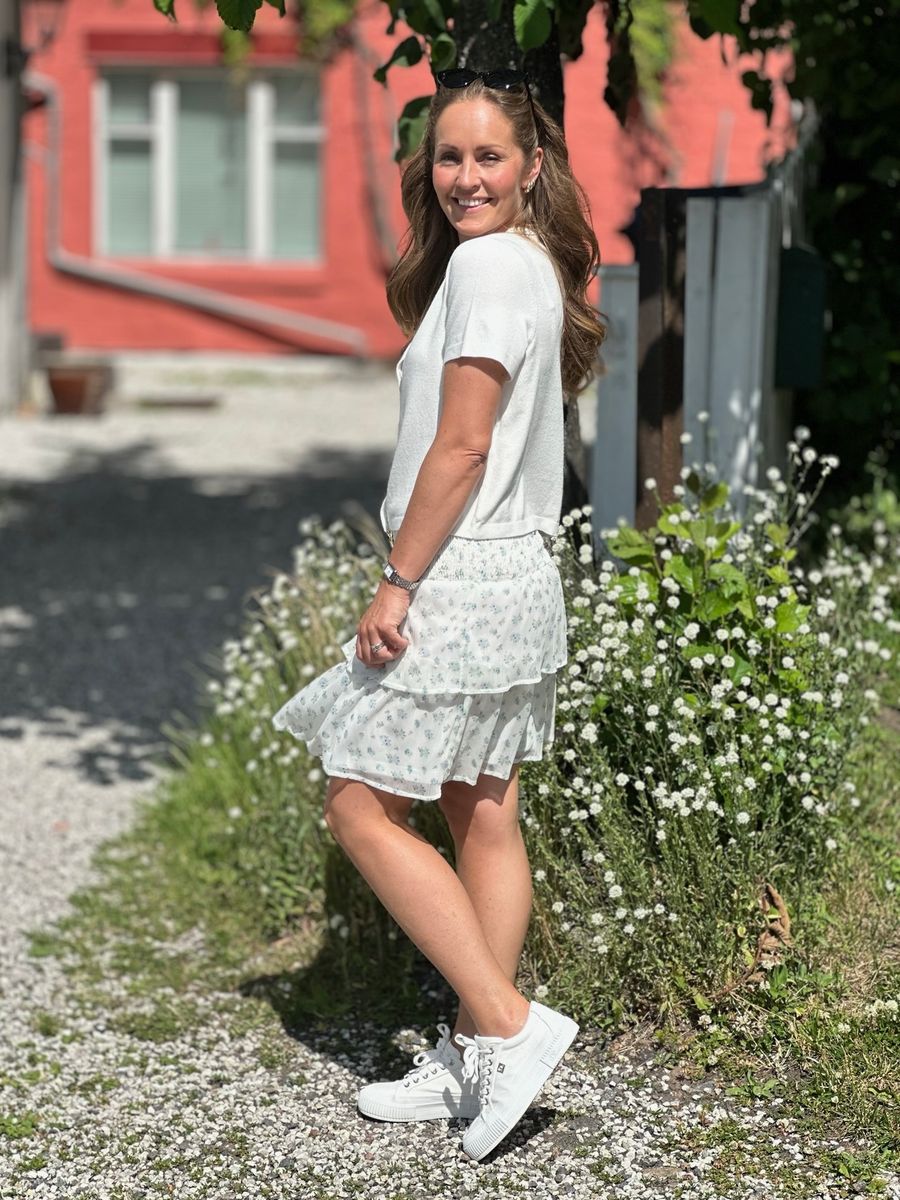 SMILLA SMOCK SKJØRT - HVIT / LYS BLÅ