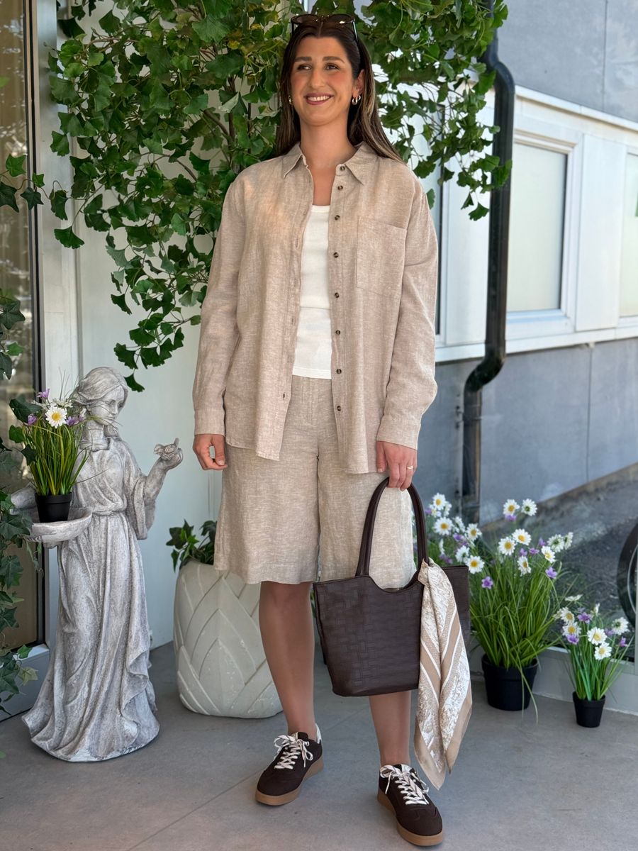 LAVA LIN/VISCOSE CULOTTE SHORTS - SAND MELERT