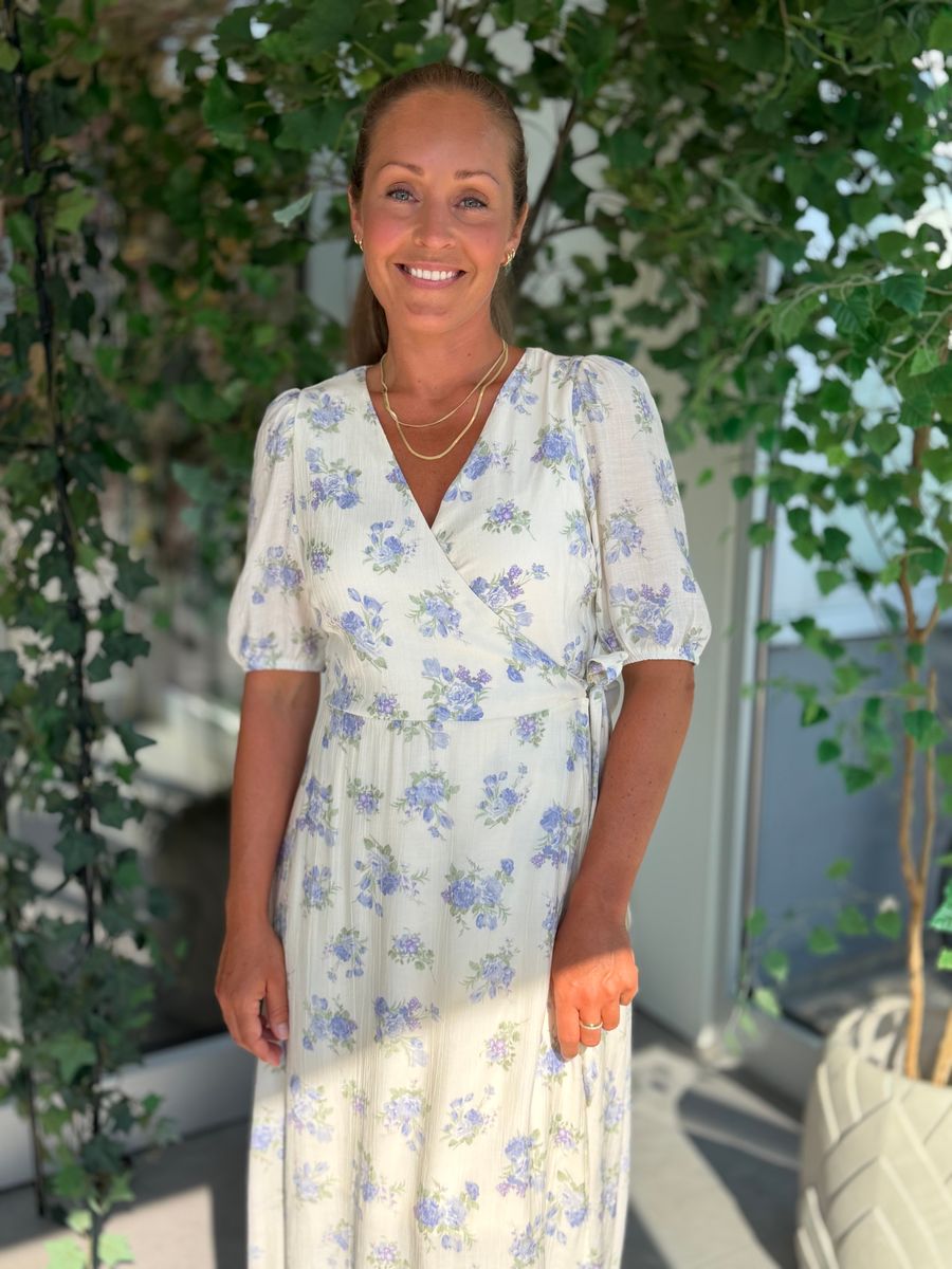 BELLA OMSLAGSKJOLE - BLÅ BLOMSTER