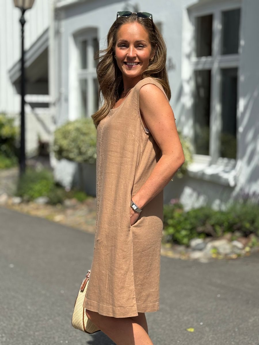 LAVA LIN/VISCOSE KJOLE U/ERM - DUSTY COGNAC