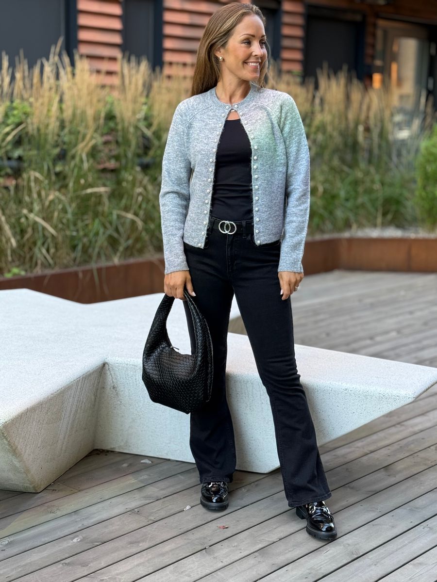 BETTY FLARED JEANS 30