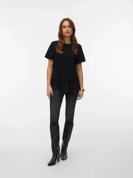 Hovedbilde BRIT T-SHIRT M/BLONDEKANT - SORT