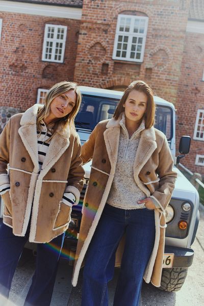 Hovedbilde LAMSE KÅPE - CAMEL