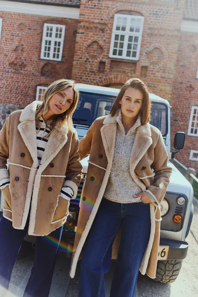 Hovedbilde LAMSE KÅPE - CAMEL