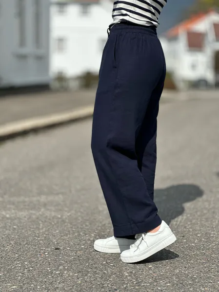 Bilde av LAVA  LIN/VISCOSE ANKEL  BUKSE - NAVY