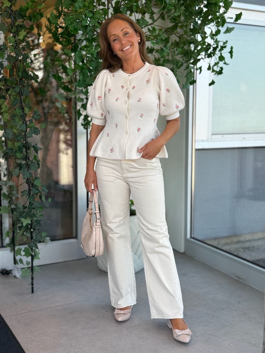 TESSA BUKSE 32