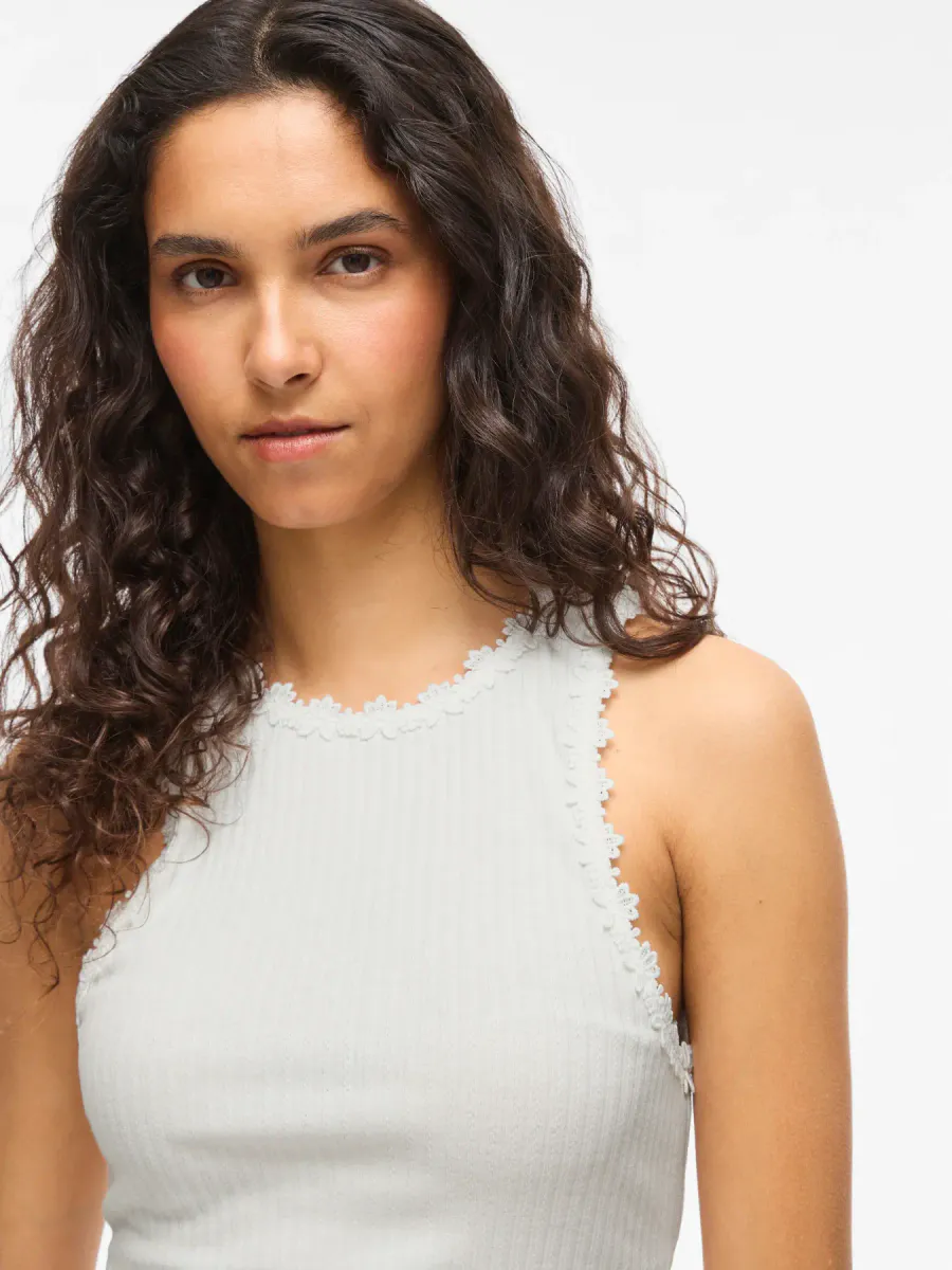 BABIA FLOWER TOPP - HVIT