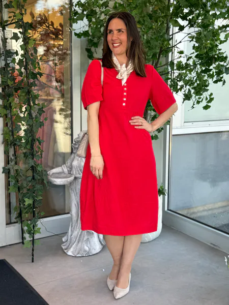 Hovedbilde LAVA KJOLE V-HALS - RØD