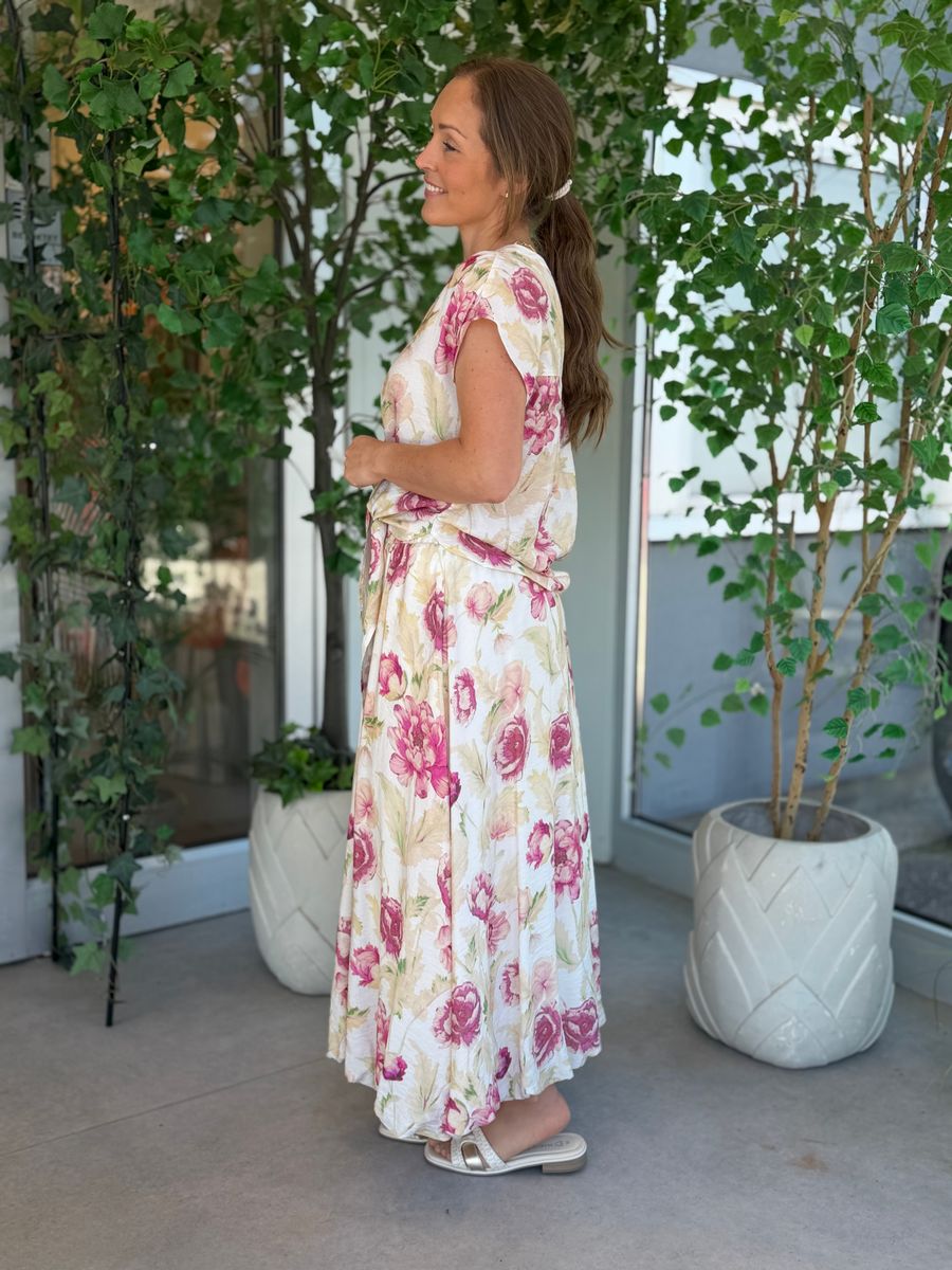 MAISE SKJØRT - ROSA BLOMSTER
