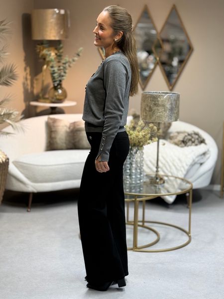 Hovedbilde KATIE GENSER FRILL M/KNAPPER - KOKS GRÅ MELERT