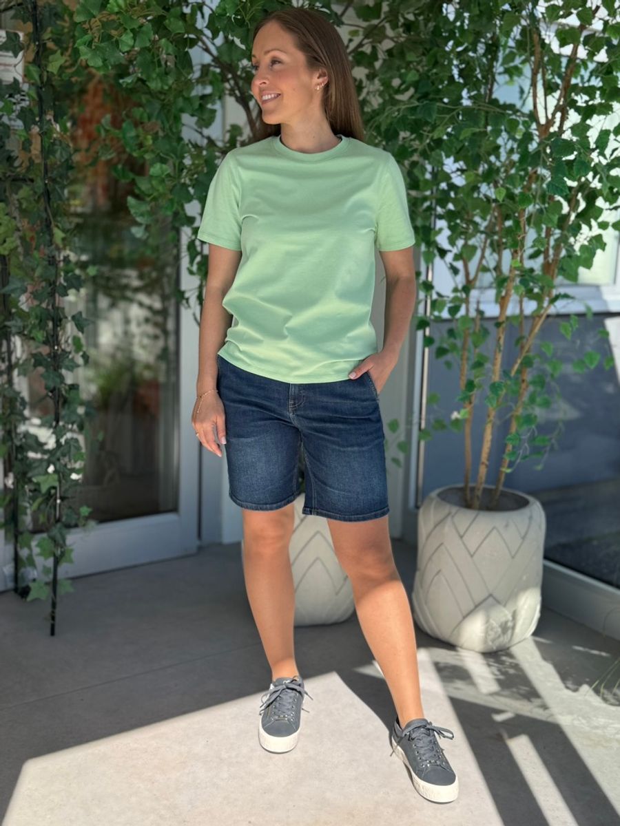 RIA T-SHIRT - GRØNN
