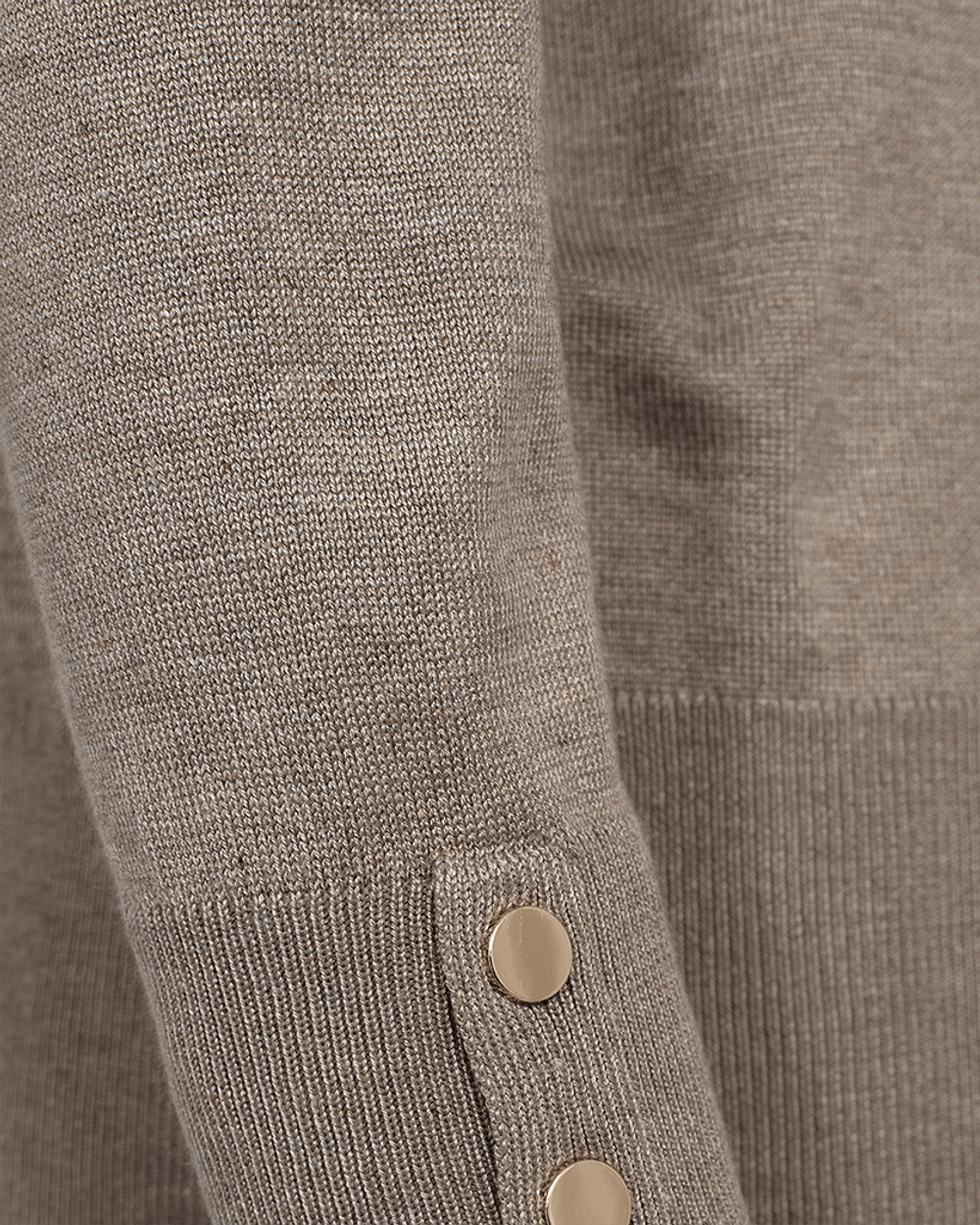 KATIE POLOGENSER M/KNAPPER - TAUPE