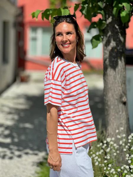 Hovedbilde FENJAL T-SHIRT STRIPER - HVIT / CORAL