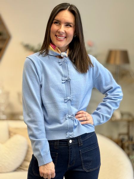 Hovedbilde TESSA CARDIGAN M/BOW - HIMMELBLÅ